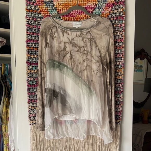 Belle France Tops - Women's Gray and White Top